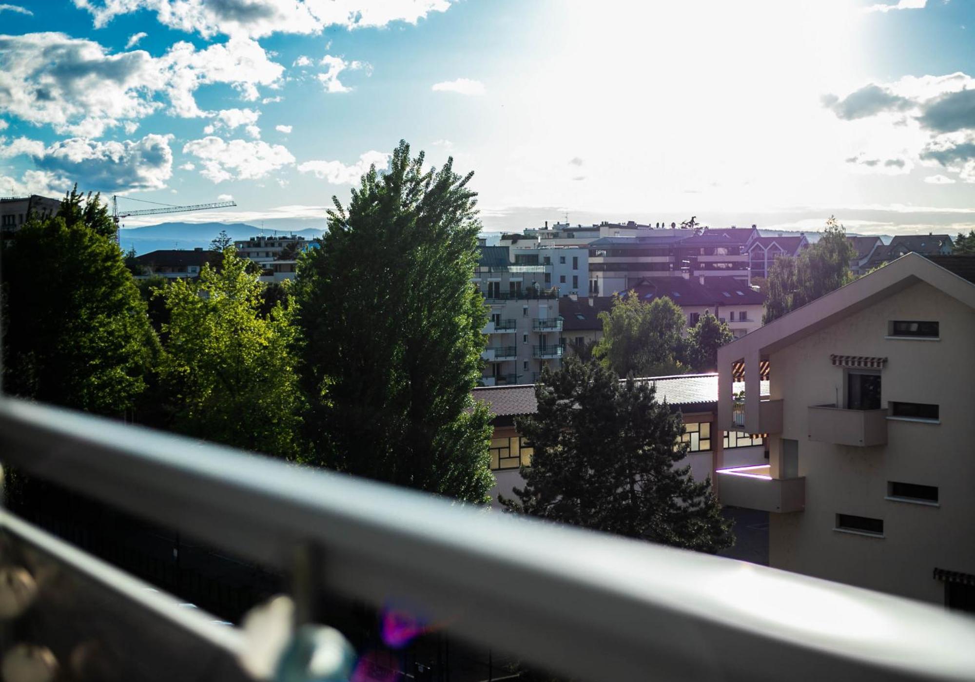 Woody 100M Du Lac Balcon Анси Экстерьер фото